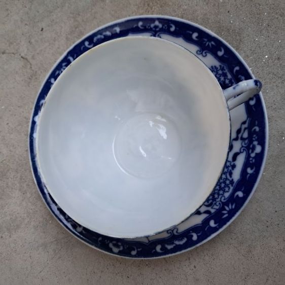 ชุดถ้วยและจานรองเปลือกไข่ ลายน้ำรูปเกอิชา
ตั้งแต่สมัยเมจิ รูปที่ 7