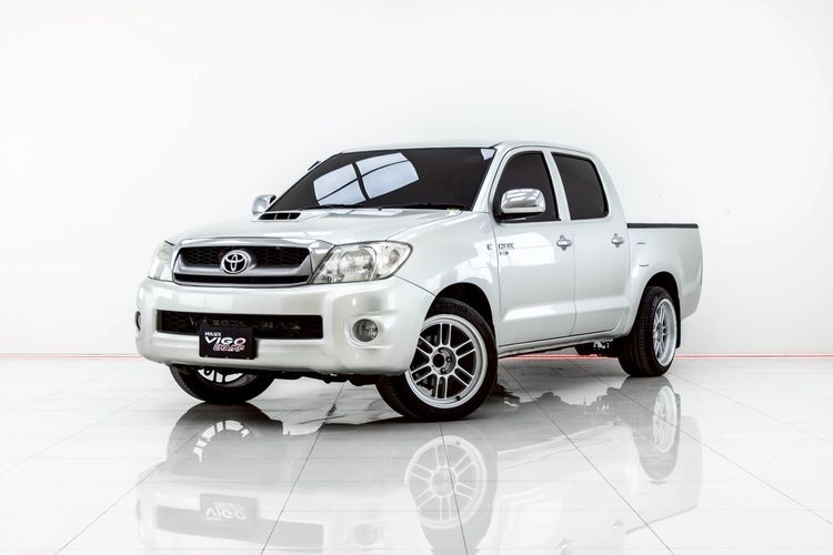 รถ Toyota Hilux Vigo Champ Double Cab 2.5 E สี เทา
