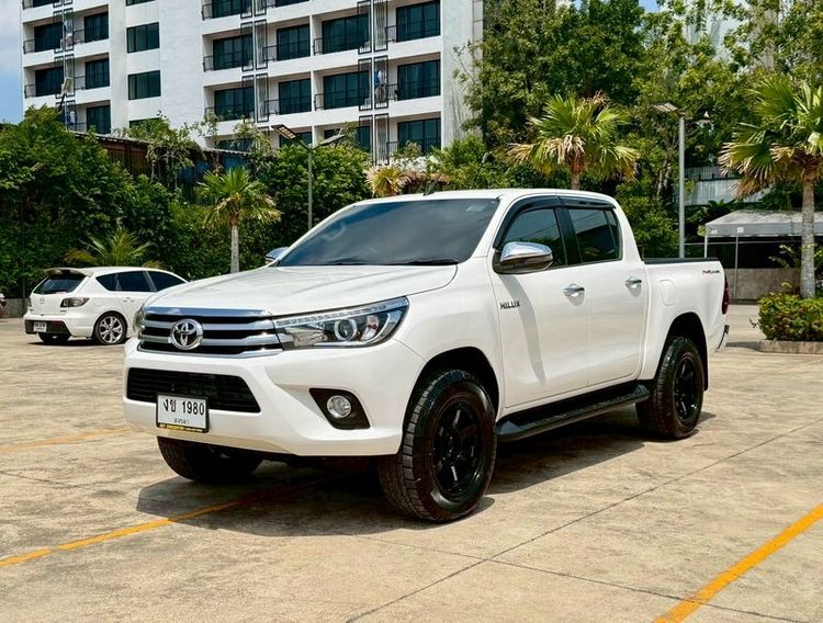 รถ Toyota Hilux Revo 2.4 Prerunner E Plus สี ขาว