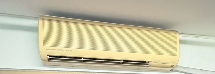 ขายด่วน แอร์Mitsubishi Mr.slim 18,000BTUเปิดแล้วเย็นเจี๊ยบ เพียงแค่ต้องแก้ระบบswing โทร.สอบถามได้