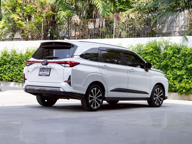 Toyota Veloz 2022 1.5 Premium Utility-car เบนซิน ไม่ติดแก๊ส เกียร์อัตโนมัติ ขาว รูปที่ 4