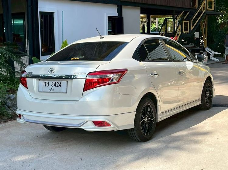 Toyota Vios 2016 1.5 Exclusive Sedan เบนซิน ไม่ติดแก๊ส เกียร์อัตโนมัติ ขาว รูปที่ 4
