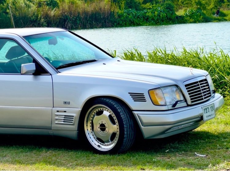 Mercedes-Benz E-Class 1991 E300 Sedan เบนซิน ไม่ติดแก๊ส เกียร์อัตโนมัติ บรอนซ์เงิน รูปที่ 2