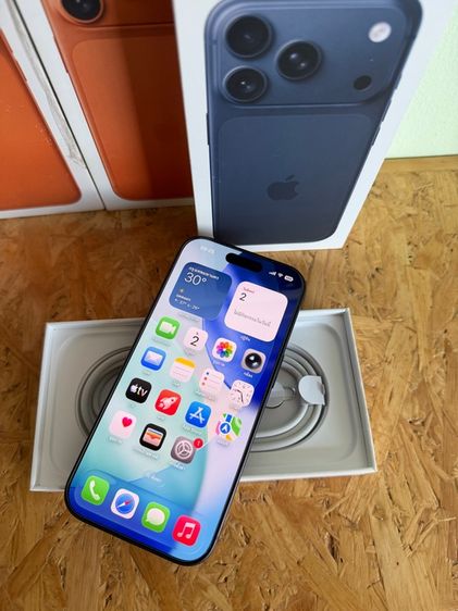 iPhone 17 Pro Deep Blue 256 GB เครื่องศูนย์ไทย สภาพมือ1 รูปที่ 3