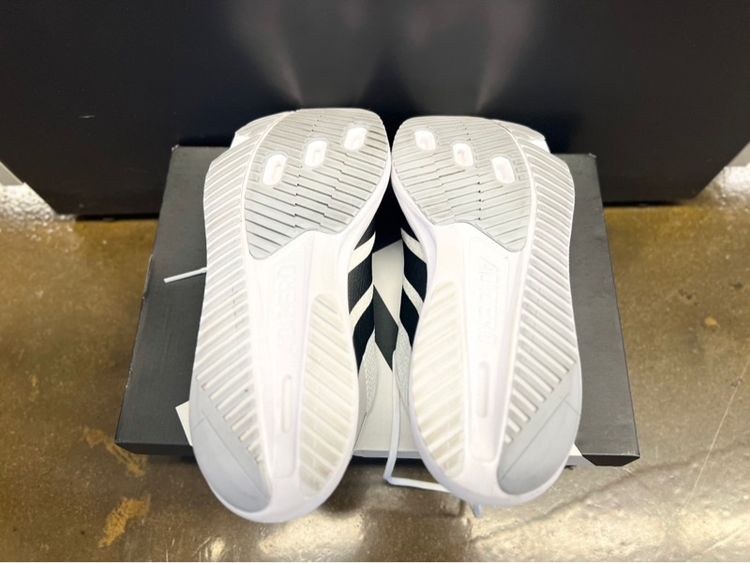 รองเท้า ADIZERO SL 2 สีขาว สภาพดีมาก รูปที่ 8
