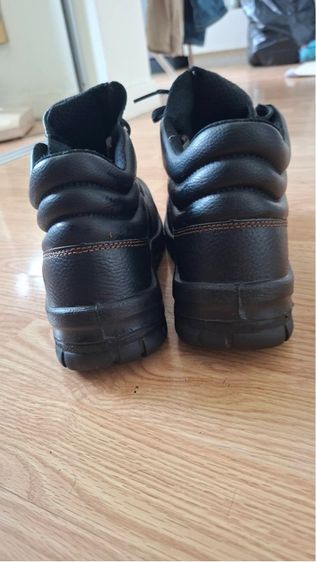 รองเท้าเซฟตี้ รูปที่ 4