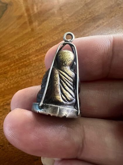 หลวงพ่อเงิน พิมพ์นิยม กระเช้าเงิน รูปที่ 2