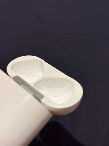 Case AirPods 4 (มีเฉพาะเคส) รูปที่ 4