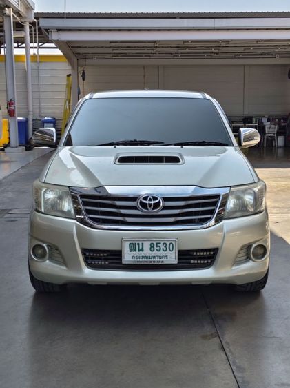 Toyota Hilux Vigo 2012 2.5 Smart Cab E Pickup ดีเซล เกียร์ธรรมดา บรอนซ์เงิน รูปที่ 2