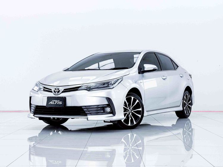 รถ Toyota Altis 1.8 Esport สี เทา