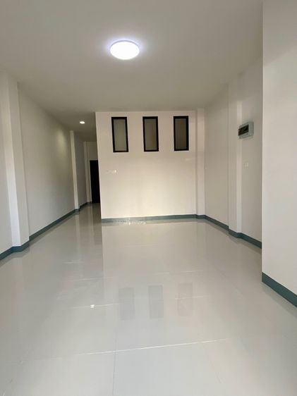 อื่นๆ 2023 ไม่มี ใช่ ทาวน์โฮม 2 ชั้น 3 นอน 3 น้ำ รูปที่ 3