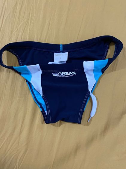 กางเกงว่ายน้ำ