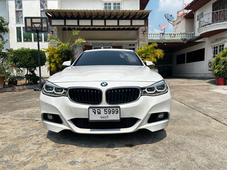 รถ BMW Series 3 320d สี ขาว