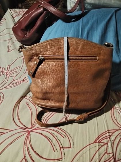 กระเป๋าสะพาย