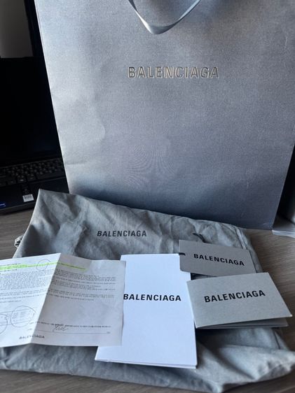 Balenciaga XS Bucket Bag รูปที่ 8