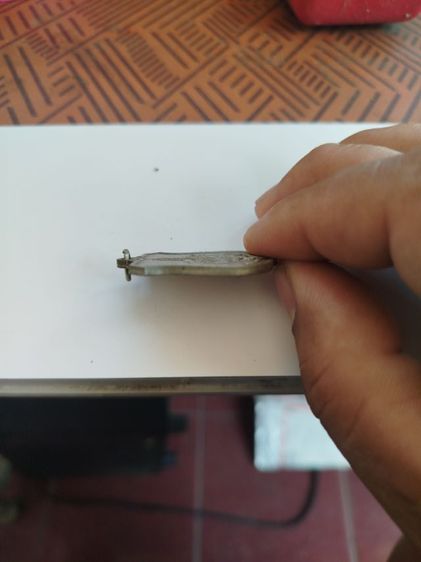 เหรียญ ร.9 72พรรษา ปี 2542 เนื้ออัลปาก้า รูปที่ 2