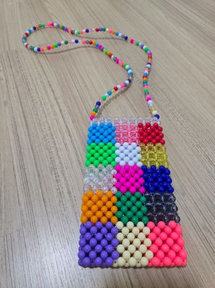 🌈 กระเป๋าลูกปัดแฮนด์เมดสีสด ใบเดียวในโลก 🌈 พร้อมส่ง รูปที่ 4
