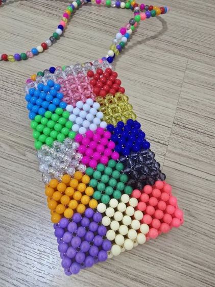 🌈 กระเป๋าลูกปัดแฮนด์เมดสีสด ใบเดียวในโลก 🌈 พร้อมส่ง รูปที่ 2