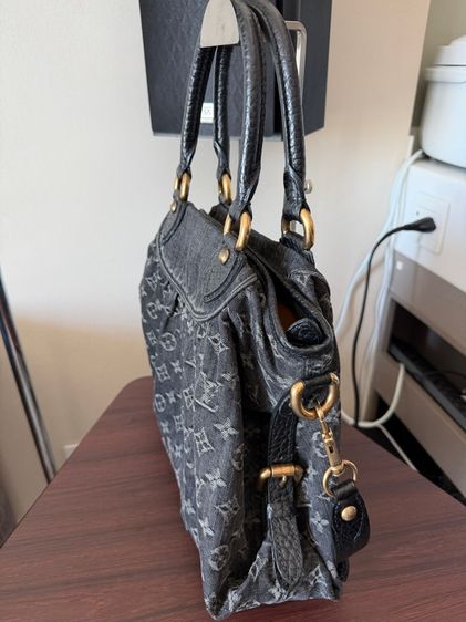 Authentic LV Monogram LV Denim Neo Cabby MM M95351 Handbag รูปที่ 4
