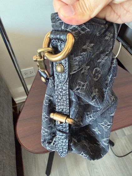 Authentic LV Monogram LV Denim Neo Cabby MM M95351 Handbag รูปที่ 5