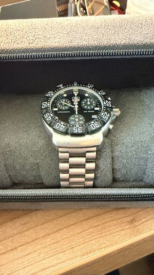 ดำ Black colored, Tag Heuer F1 Vintage Chronograph 