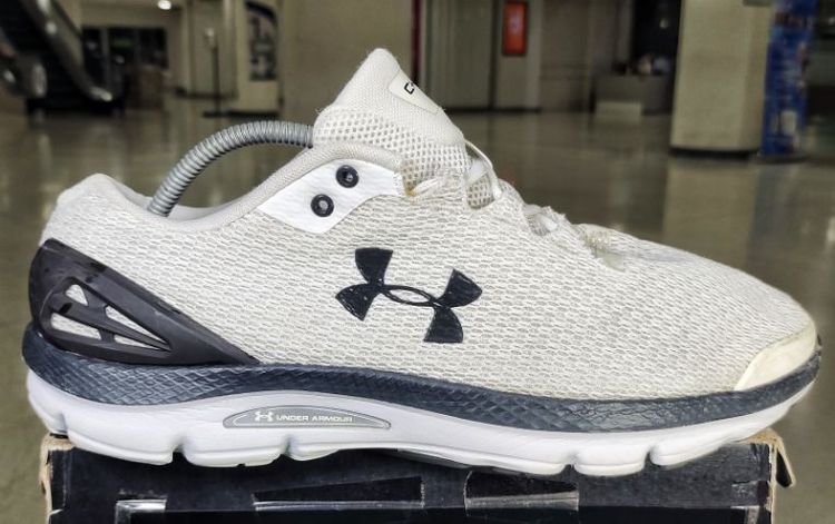 รองเท้า💥UNDER ARMOUR CHAGED💥ของแท้‼️สวยๆ เดิมๆ สภาพดี💥ไซร์ 45 รูปที่ 5