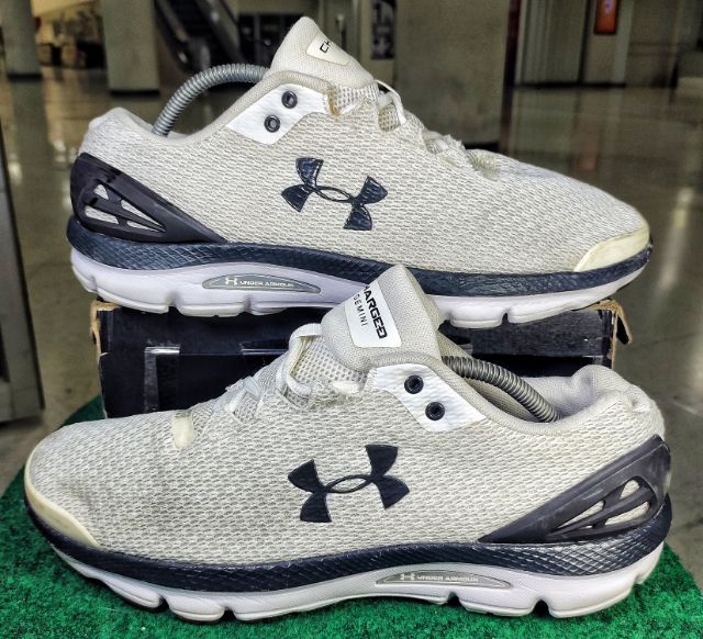 รองเท้า💥UNDER ARMOUR CHAGED💥ของแท้‼️สวยๆ เดิมๆ สภาพดี💥ไซร์ 45 รูปที่ 4