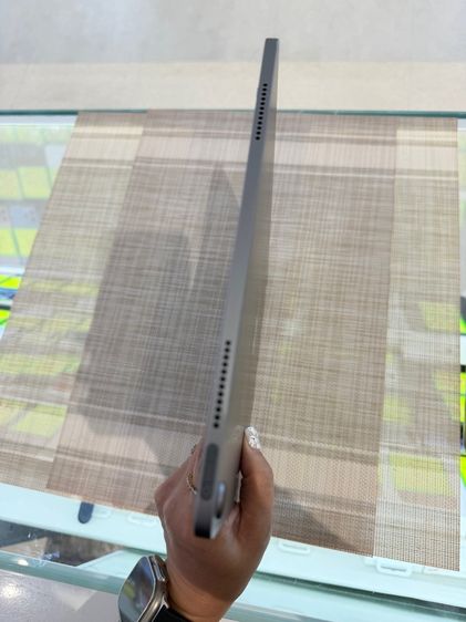 iPad Air6 ขนาด 13 นิ้ว Wi-Fi 128 มี รอยรูปสุดท้าย รูปที่ 5