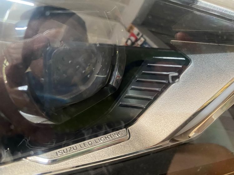 ไฟหน้า isuzu mu-x รูปที่ 4