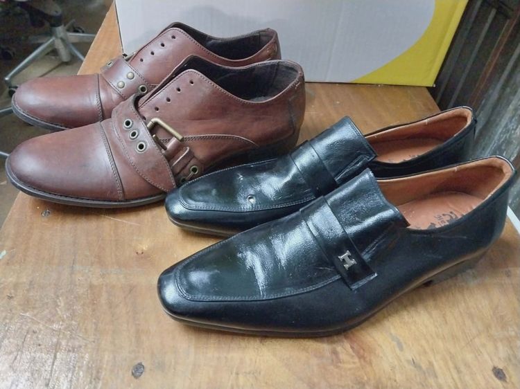 อื่นๆ รองเท้าหนังแท้ สภาพซาก