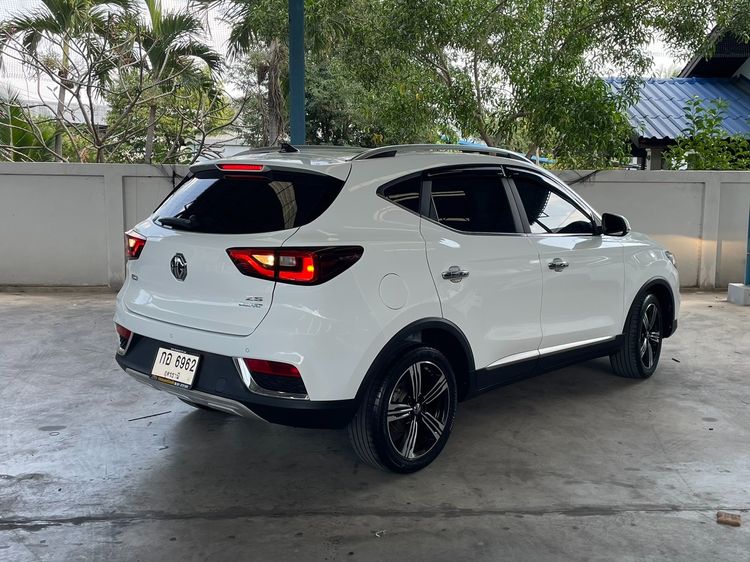 MG ZS 2018 1.5 X Utility-car เบนซิน ไม่ติดแก๊ส เกียร์อัตโนมัติ ขาว รูปที่ 2