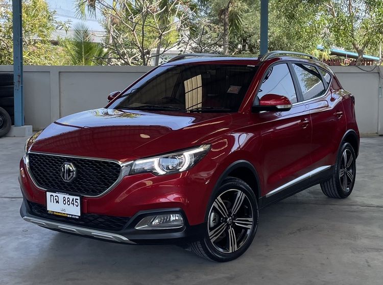 MG ZS รุ่น 1.5 X สีแดง AT ปี 2018
