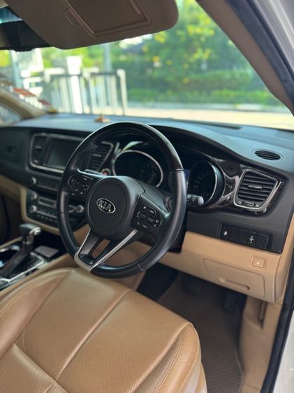 Kia Grand Carnival 2018 2.2 EX Utility-car ดีเซล ไม่ติดแก๊ส เกียร์อัตโนมัติ ขาว รูปที่ 3