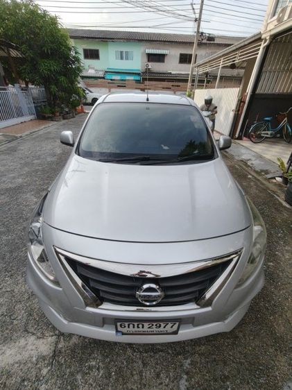 รถ Nissan Almera 1.2 E Sportech สี บรอนซ์เงิน