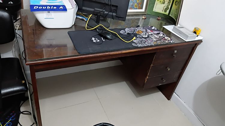 โต๊ะทำงาน