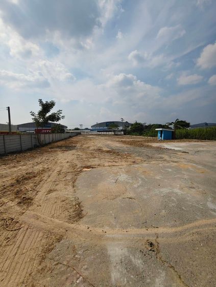 ที่ดินสวยติดถนนใหญ่ รูปที่ 4