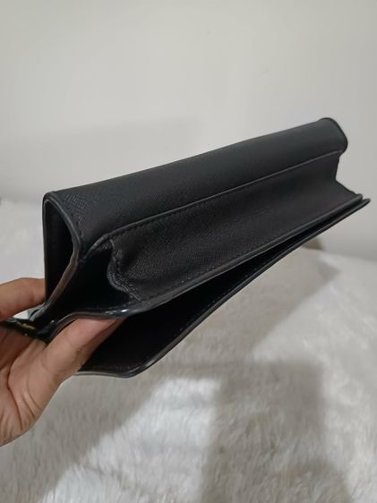 Used Tory หนังซาฟิโนสีดำ สายครอสถอดได้ ปรับได้ ใส่มือถือได้ สวย 9x3x6 นิ้ว  รูปที่ 12