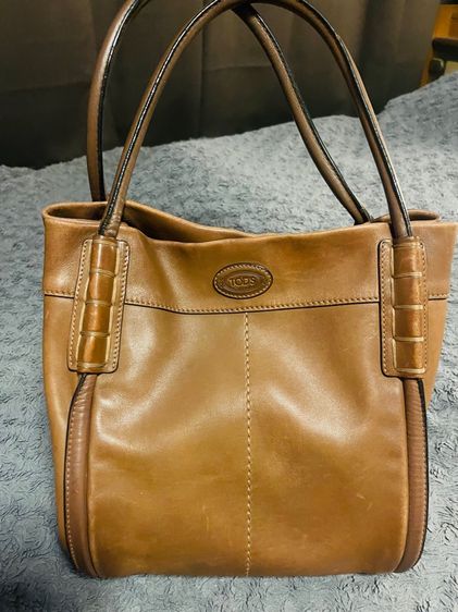 Tod‘s mustard leather shoulder bag