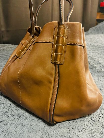 Tod‘s mustard leather shoulder bag รูปที่ 6