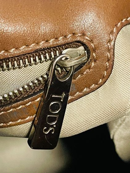 Tod‘s mustard leather shoulder bag รูปที่ 7