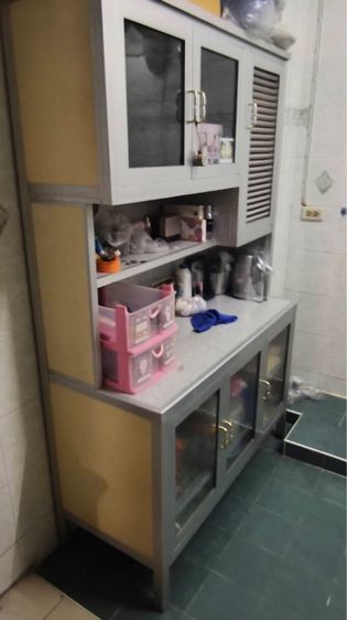 ตู้โชว์ไม้สแตนเลสสภาพดี แข็งแรง  รูปที่ 2