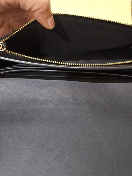 Used Coach สายถอดได้ปรับได้ ใส่มือถือได้ 8x4.5 นิ้ว สวยมาก รูปที่ 5