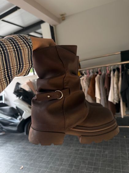 รองเท้าบูทข้อยาว รูปที่ 5