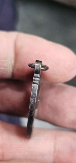 เหรียญหลวงพ่อคูณวัดบ้านไร่ ปี 2517 รูปที่ 7