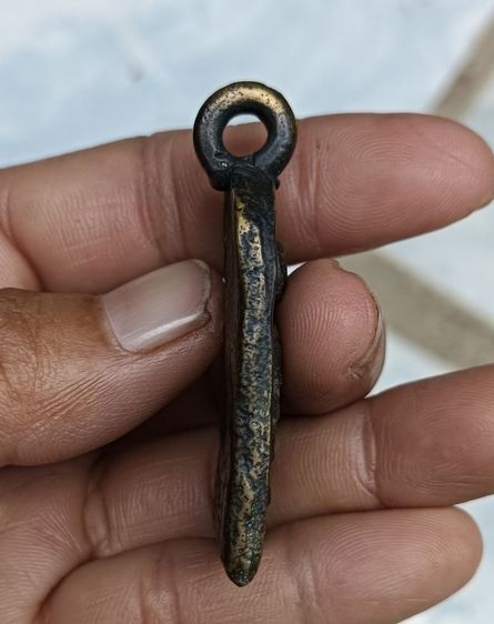 พระเหรียญเก่า 1 องค์ รูปที่ 4