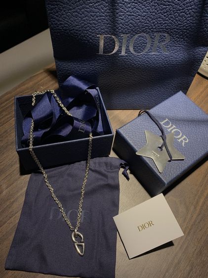 C.dior necklace 
