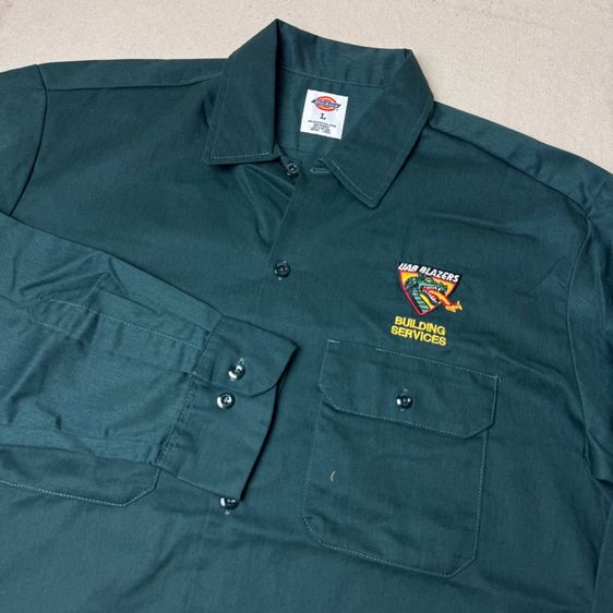 เสื้อเชิ้ต​ Dickies สีหายาก สภาพมือหนึ่ง​ Size L 