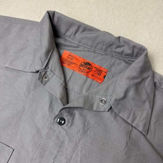 เสื้อเชิ้ต​ Red KAP x Build Size L รูปที่ 5