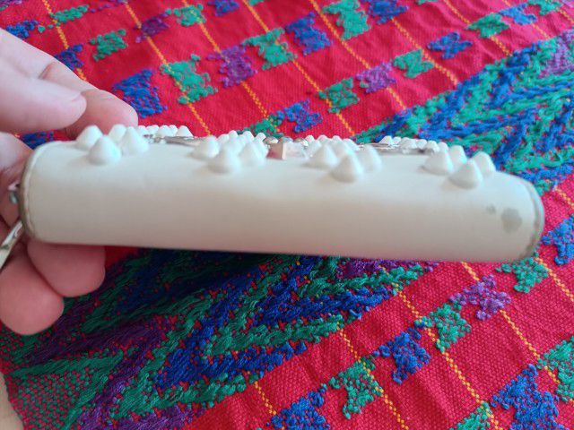 กระเป๋าใส่เหรียญ Christian Louboutin มือสองของแท้ รูปที่ 8