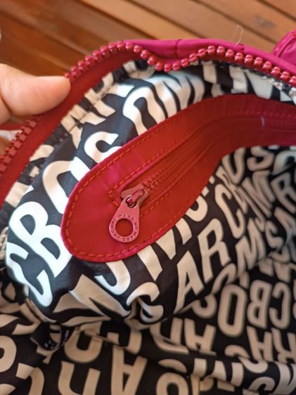 กระเป๋า marc by marc jacob มือสองของแท้ รูปที่ 10